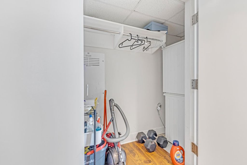 listing image 1100780607929466551