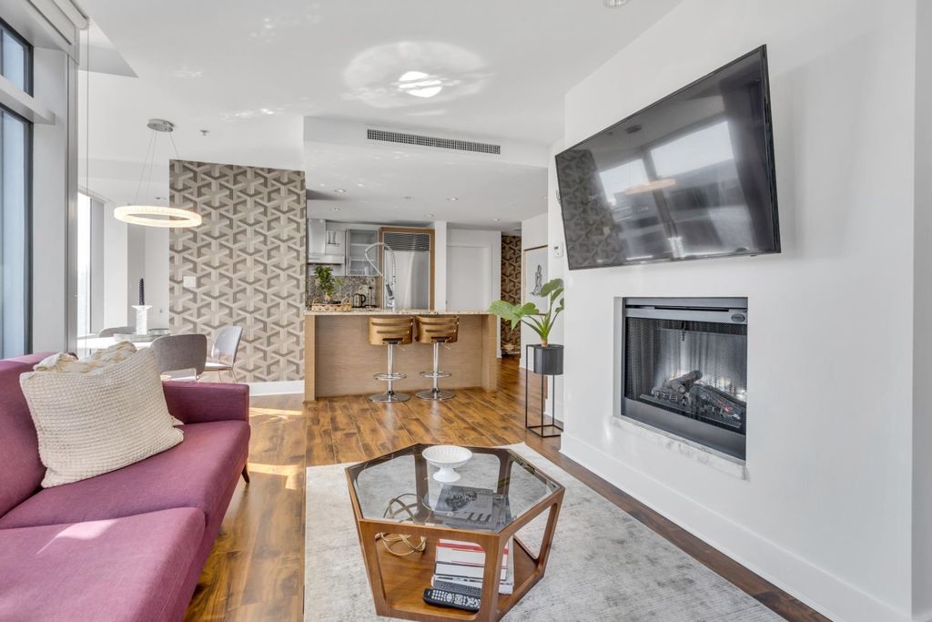 listing image 1109456896620508075