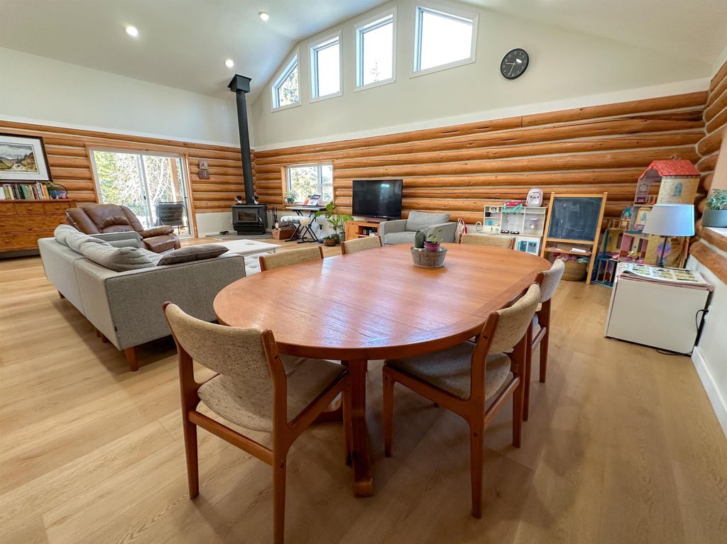 listing image 1108412481739770413