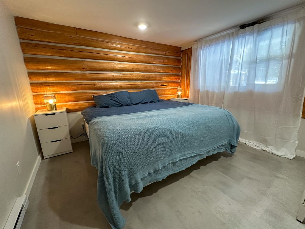 listing image 1102140835482070087