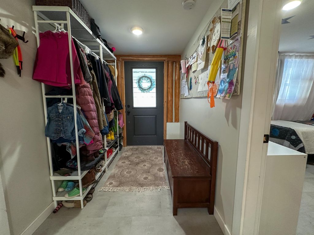 listing image 1103657447348004364