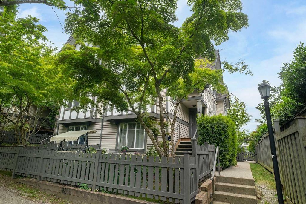 Photo of 20038 70 Avenue #98, Langley, BC V2Y 0B4 (MLS # R3125504)