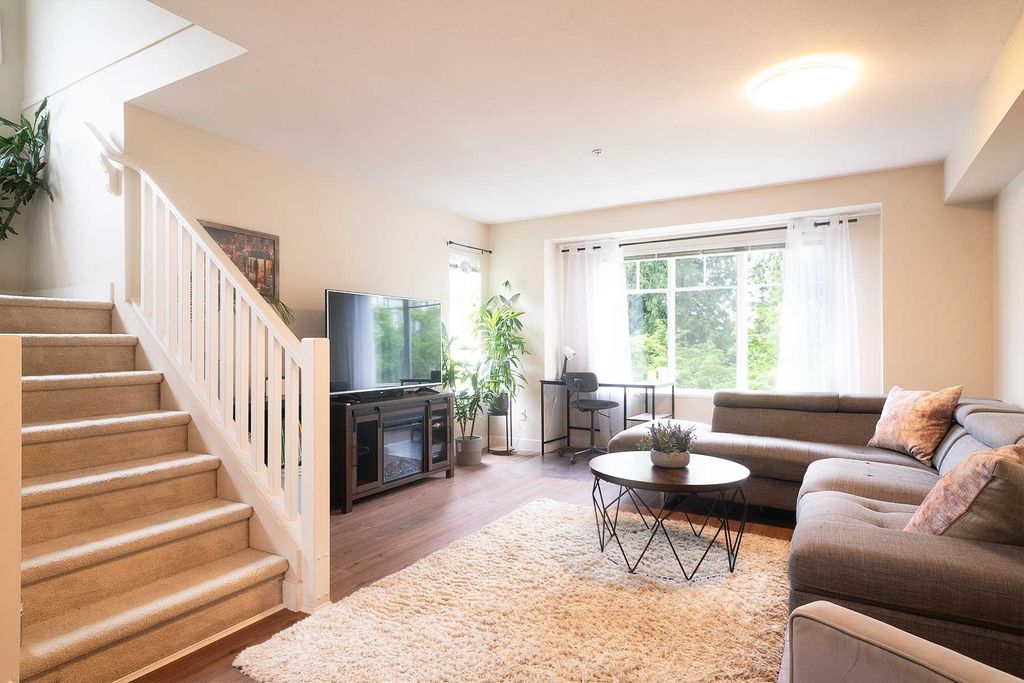 Photo of 20038 70 Avenue #98, Langley, BC V2Y 0B4 (MLS # R3125504)