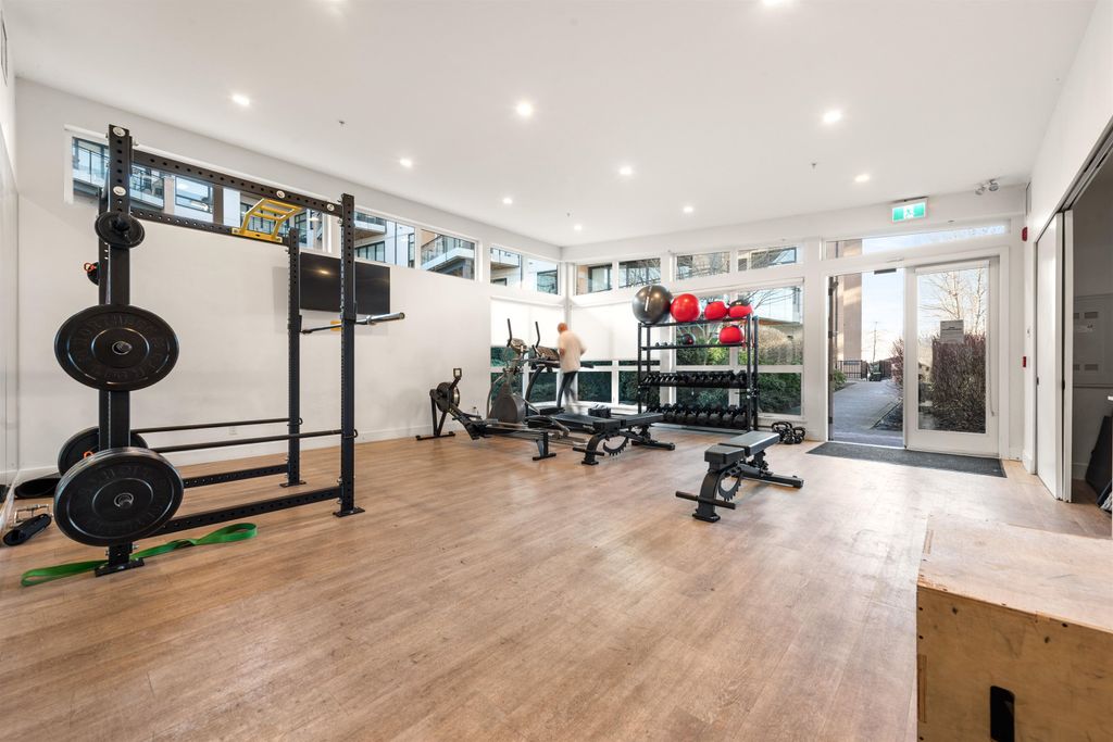 listing image 1104098543739598061