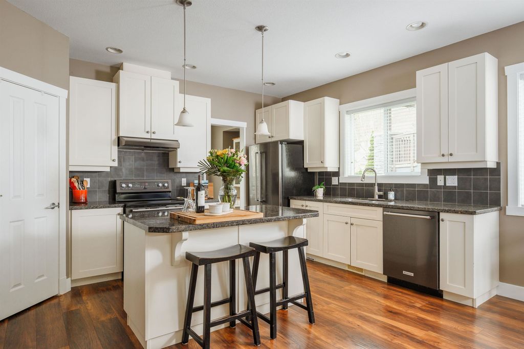 Photo of 22840 Foreman Drive, Maple Ridge, BC V4R 0B2 (MLS # R3114547)