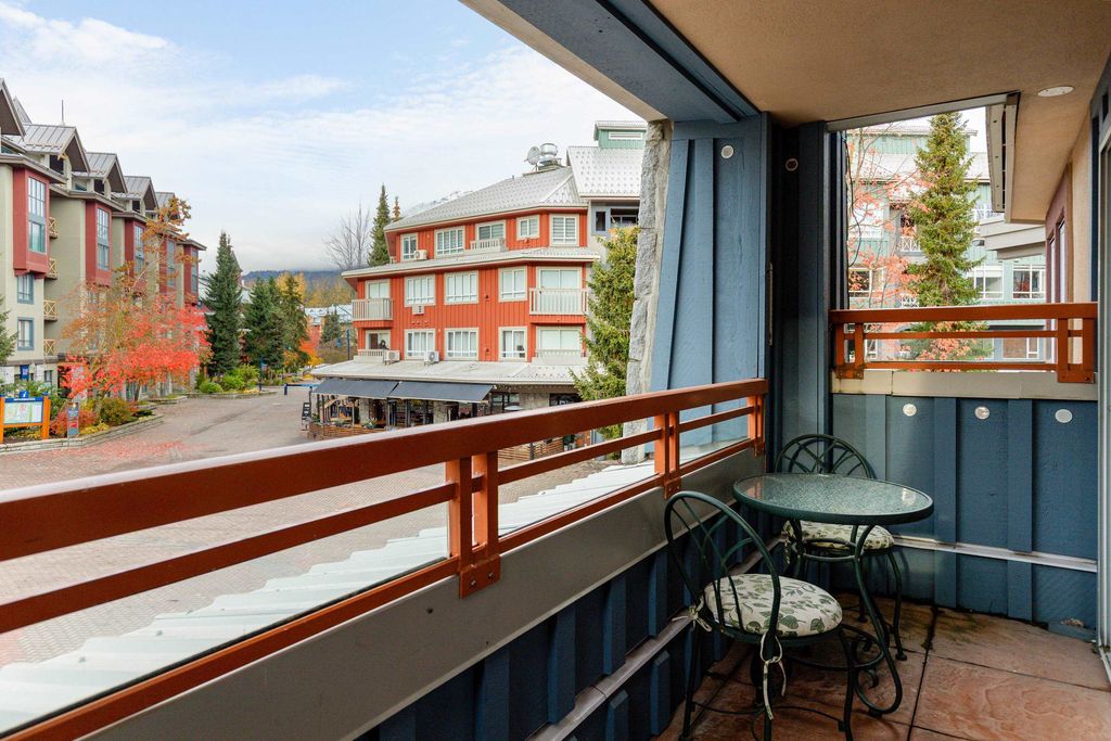 listing image 1104753105768886175