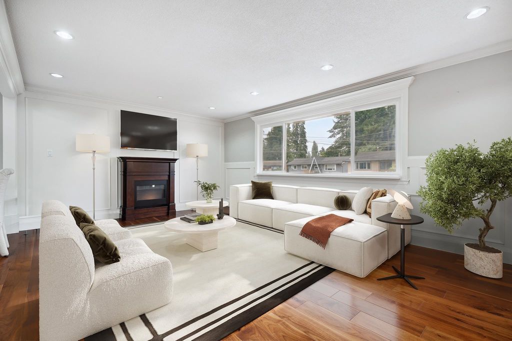 listing image 1109506146056167841