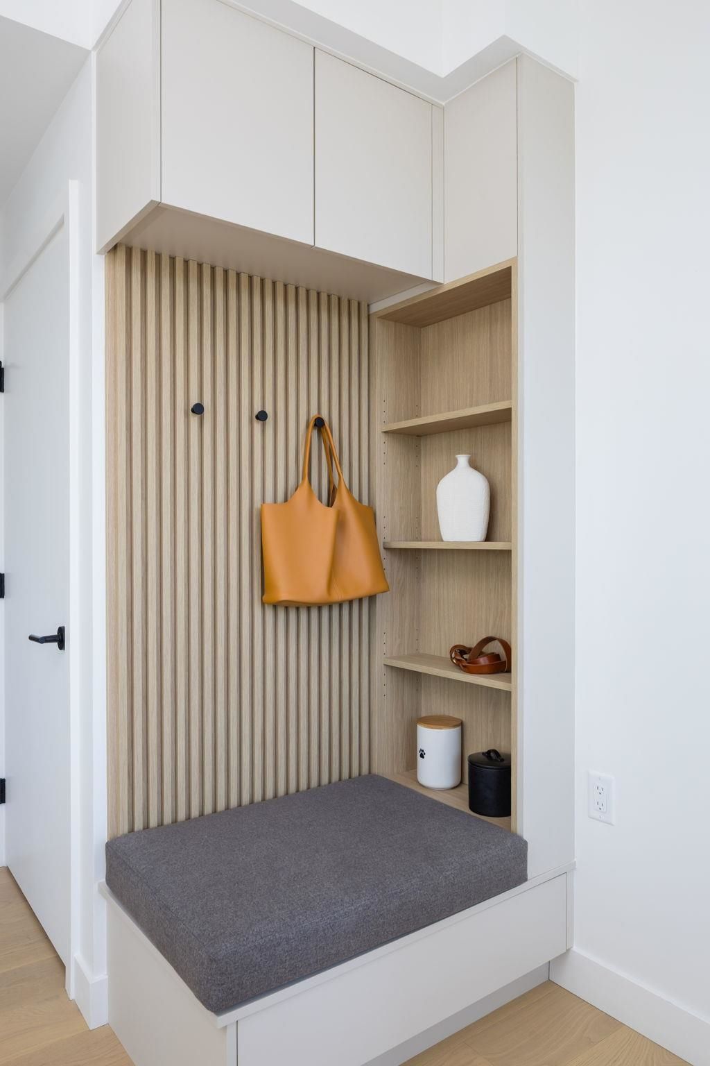 listing image 1100558285244433720