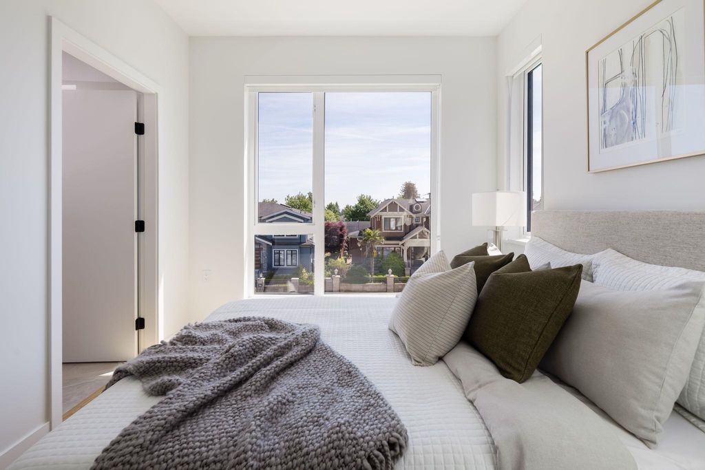 listing image 1108303400955771438