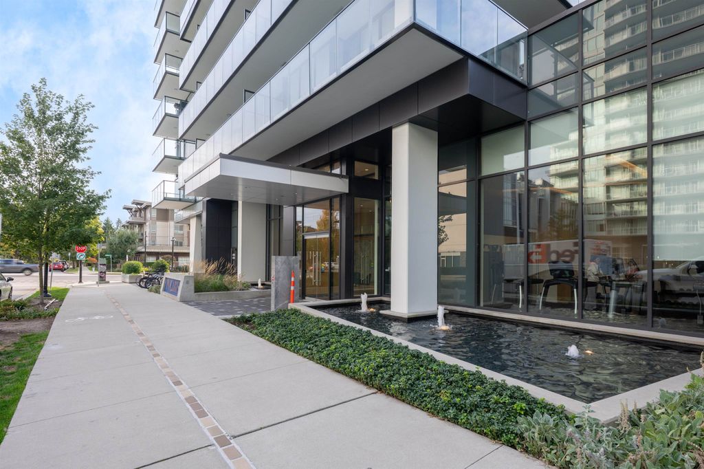 listing image 1109072234867120990