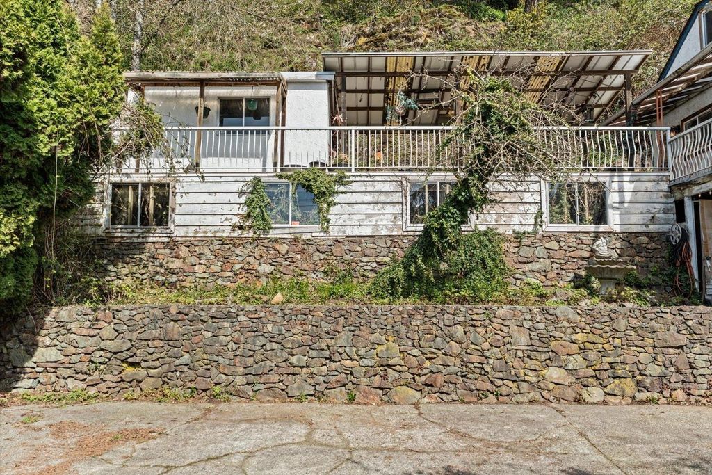 Photo of 47145 Yale Road, Chilliwack, BC V2P 7M9 (MLS # R3106131)