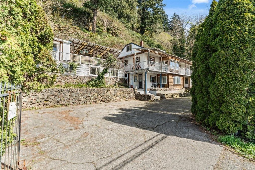 Photo of 47145 Yale Road, Chilliwack, BC V2P 7M9 (MLS # R3106131)