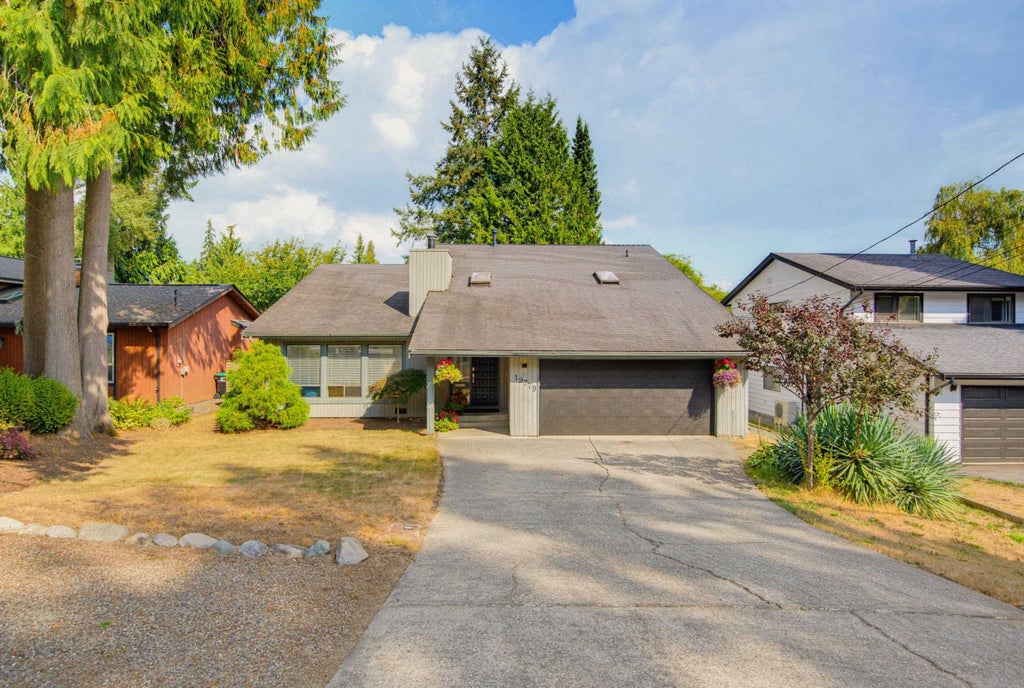 Photo of 19779 48 Avenue, Langley, BC V3A 3L2 (MLS # R3164320)