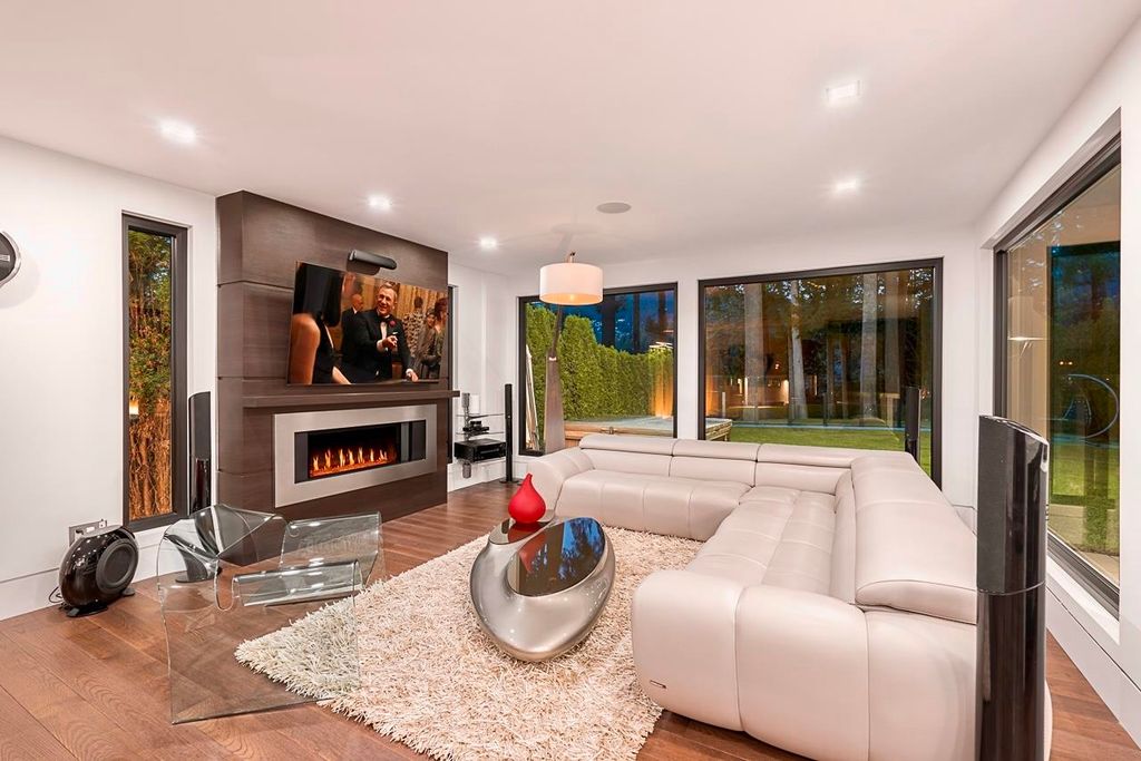 listing image 1104420012025916778