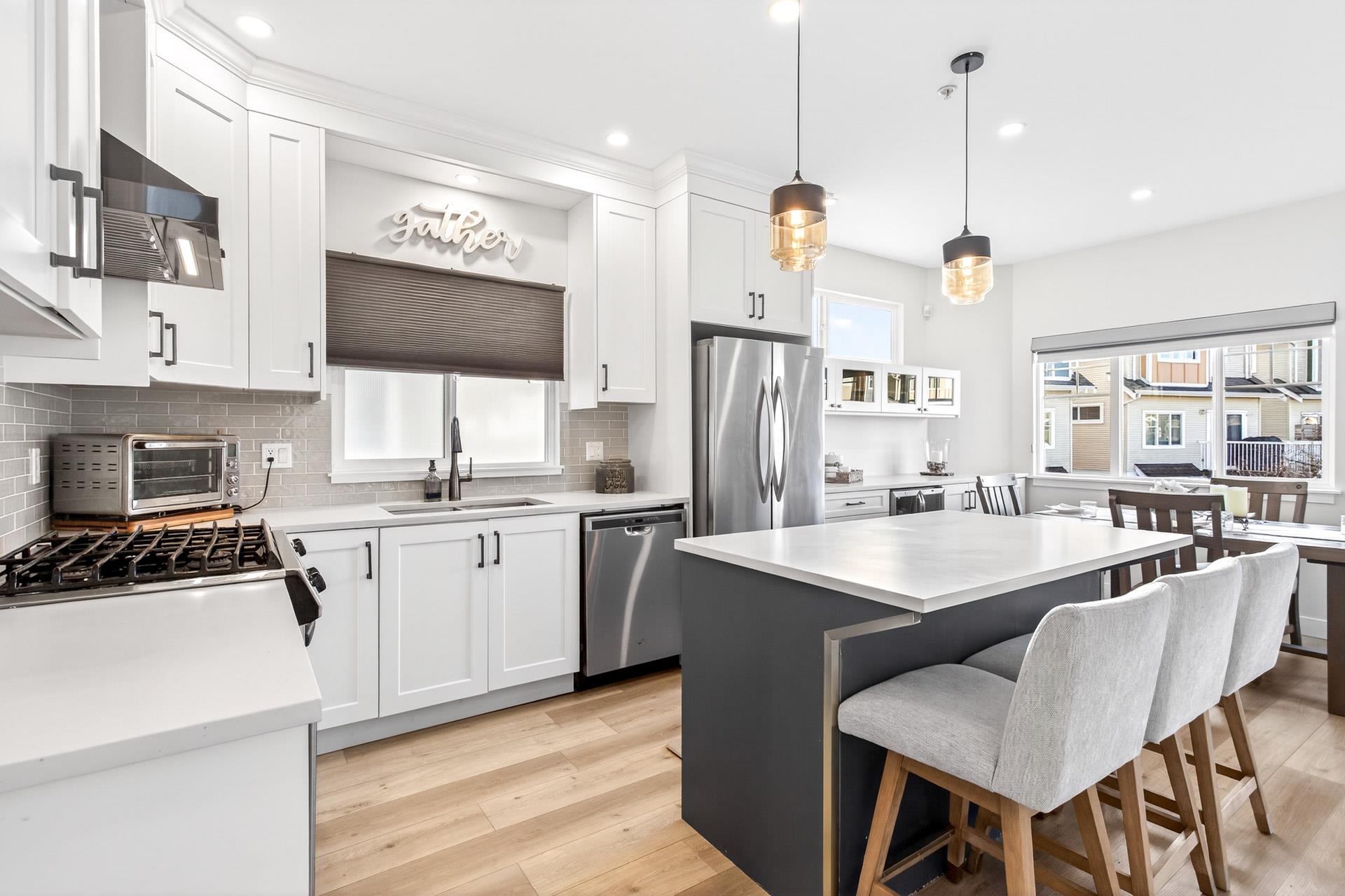 1108 Riverside Close 53