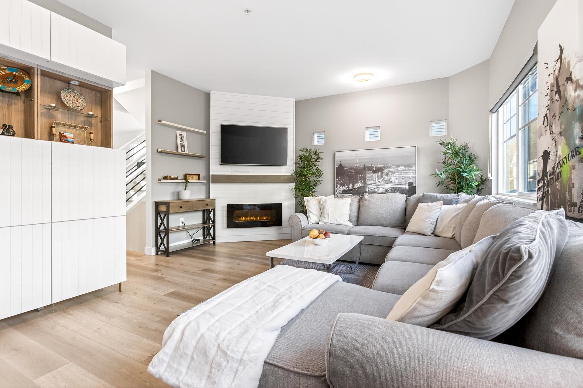 1108 Riverside Close 53