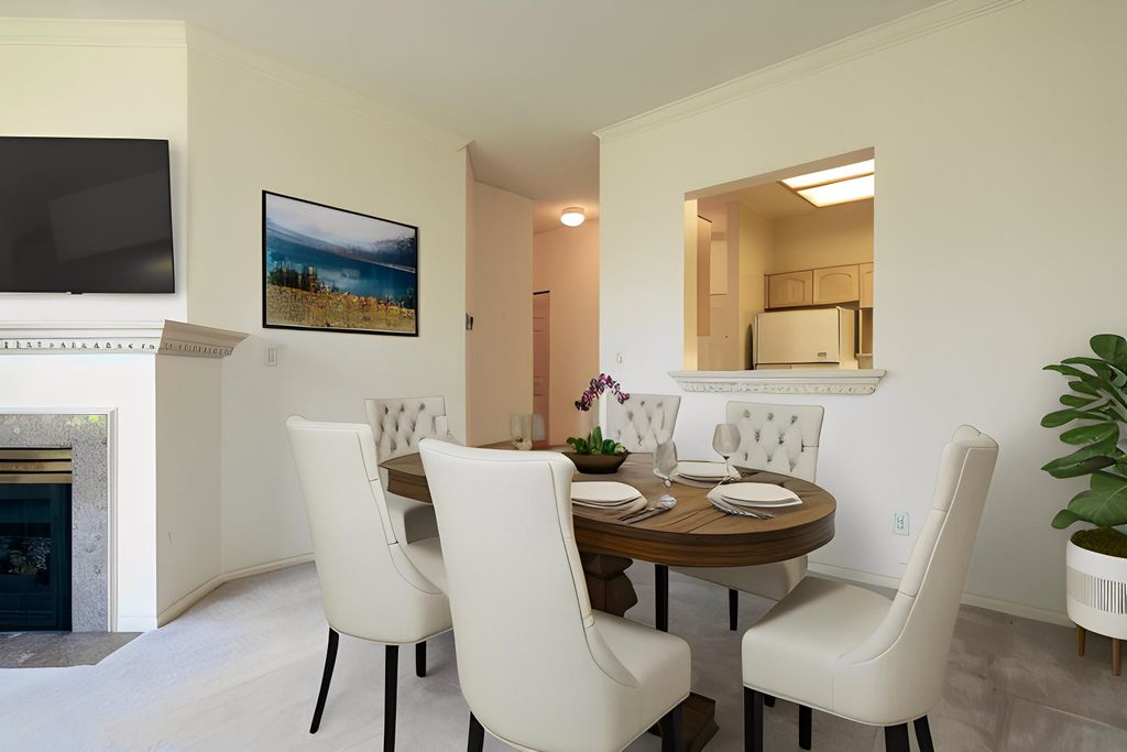 listing image 1109817339333558390