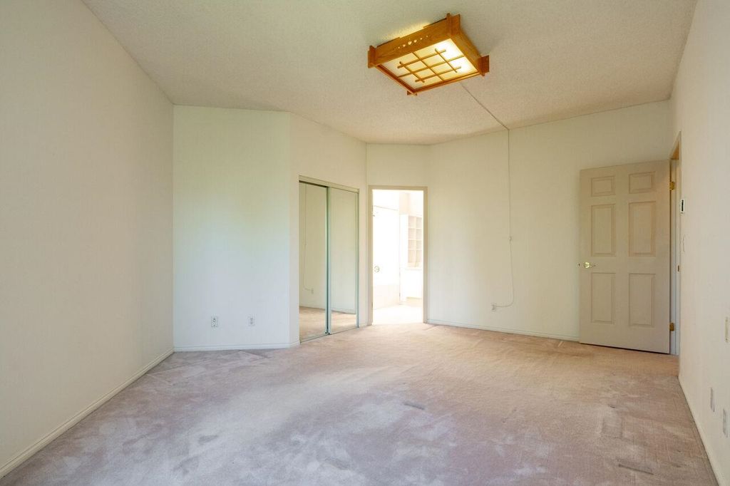 listing image 1108586370811093775