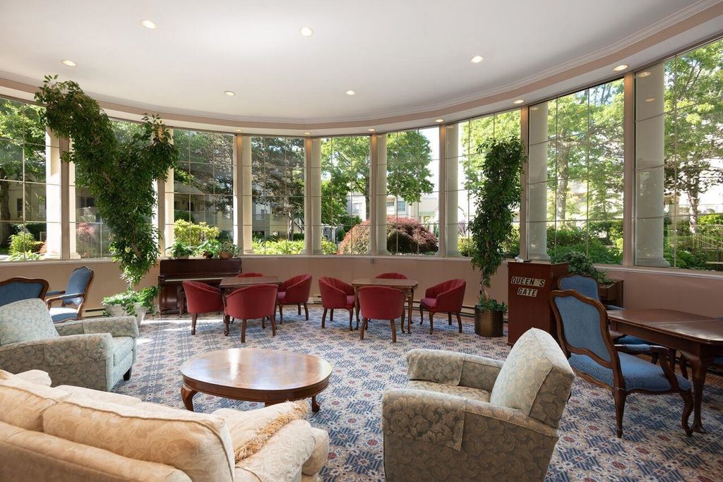 listing image 1108223942514220753