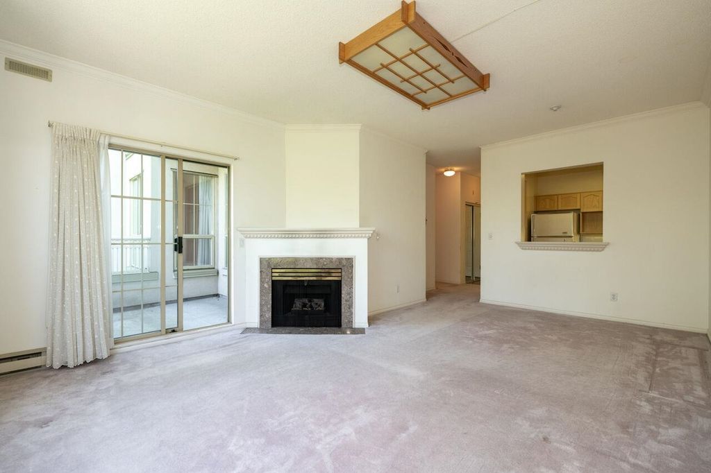 listing image 1102653562454062633