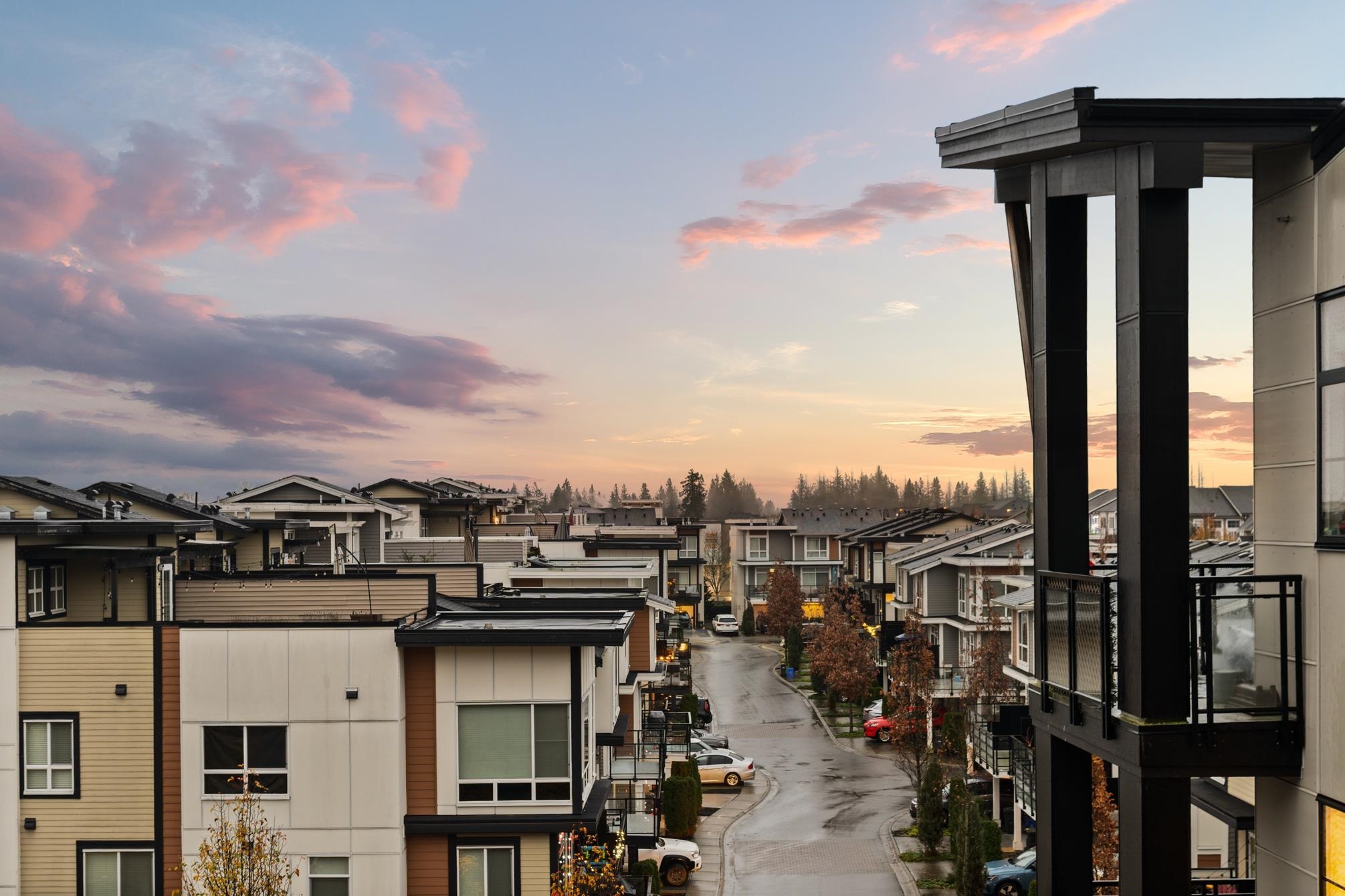 20829 77a Avenue 513