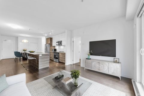 10581 140 Street 308 Surrey BC V3T 0M7