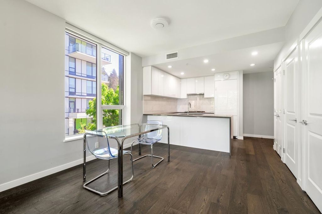 listing image 1106490955625300957