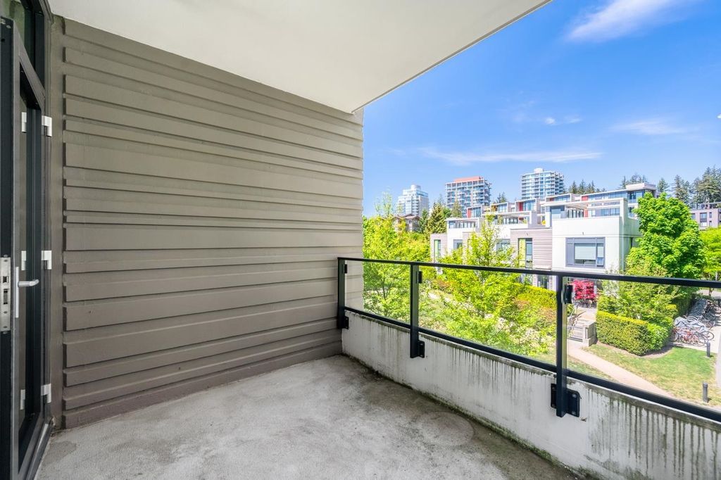 listing image 1109838056903941732