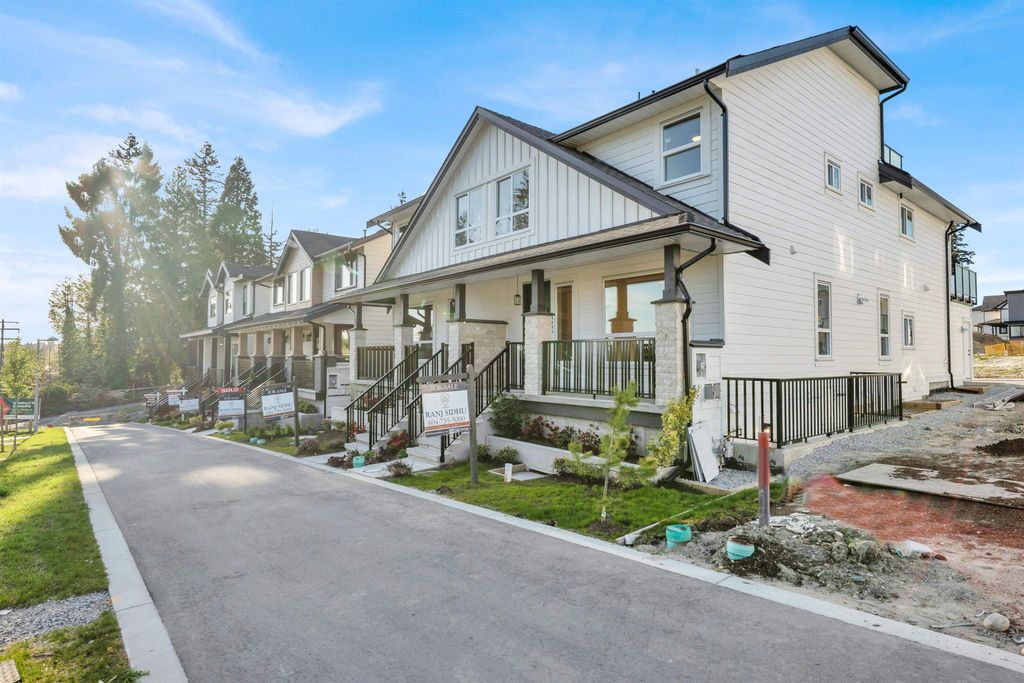 Photo of 16487 20 Avenue, Surrey, BC V3Z 9M9 (MLS # R3149226)