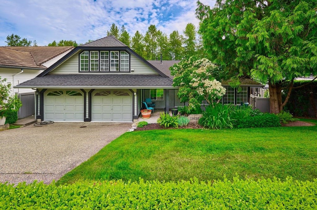 Photo of 23635 108 Loop, Maple Ridge, BC V2W 1B2 (MLS # R3137104)