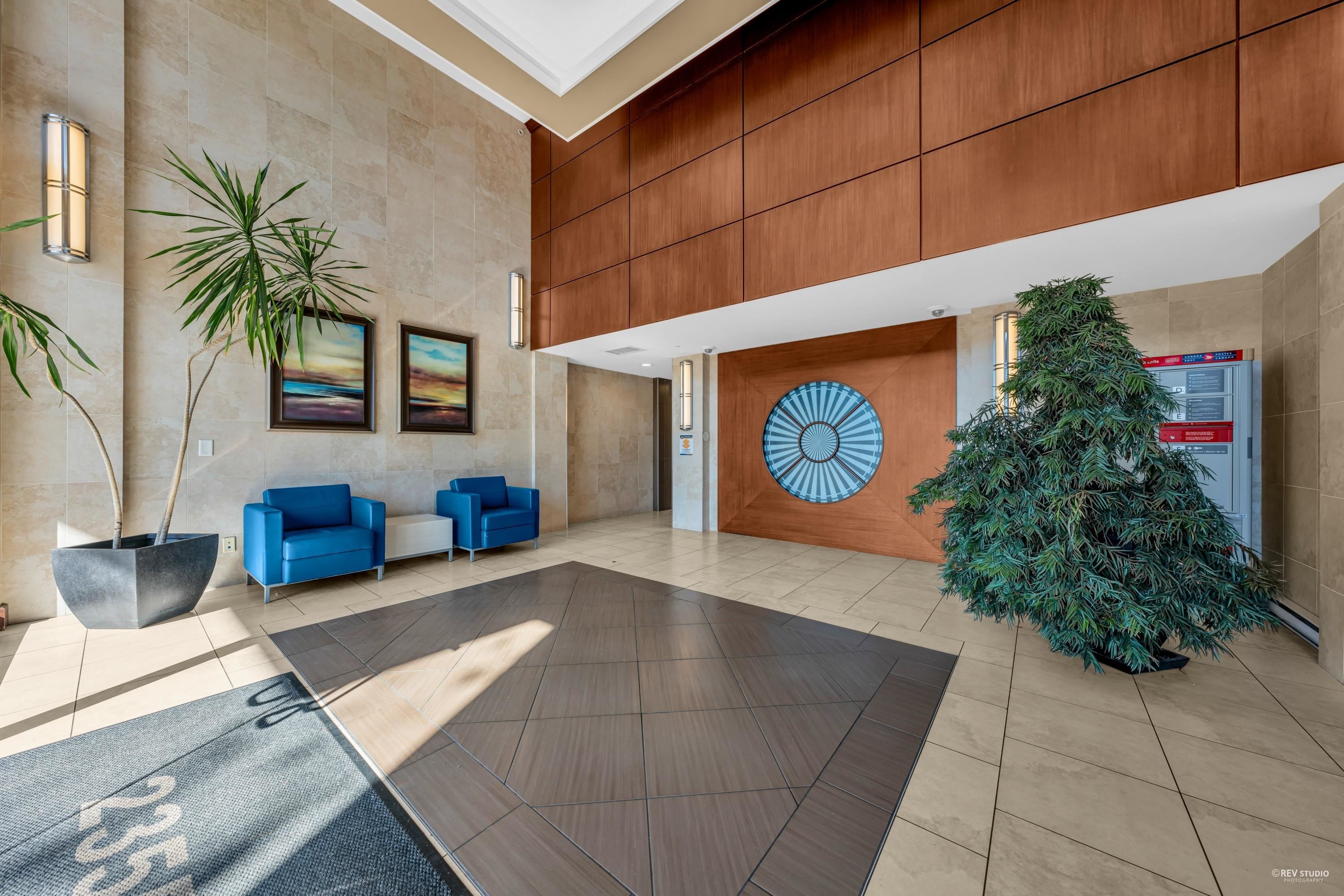 2355 Madison Avenue 2202