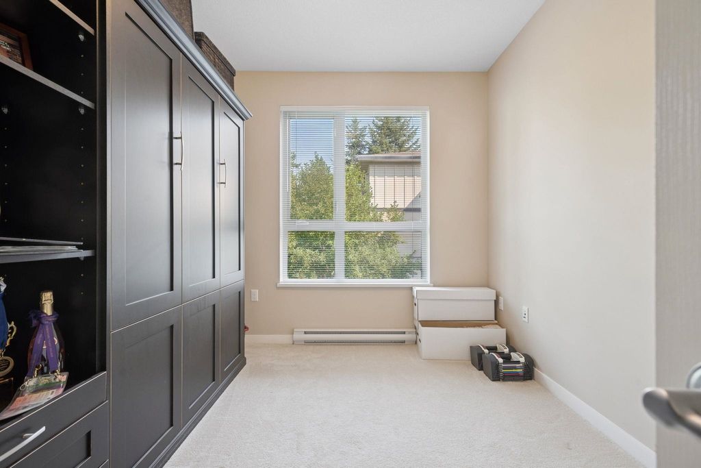 listing image 1107903447965411322