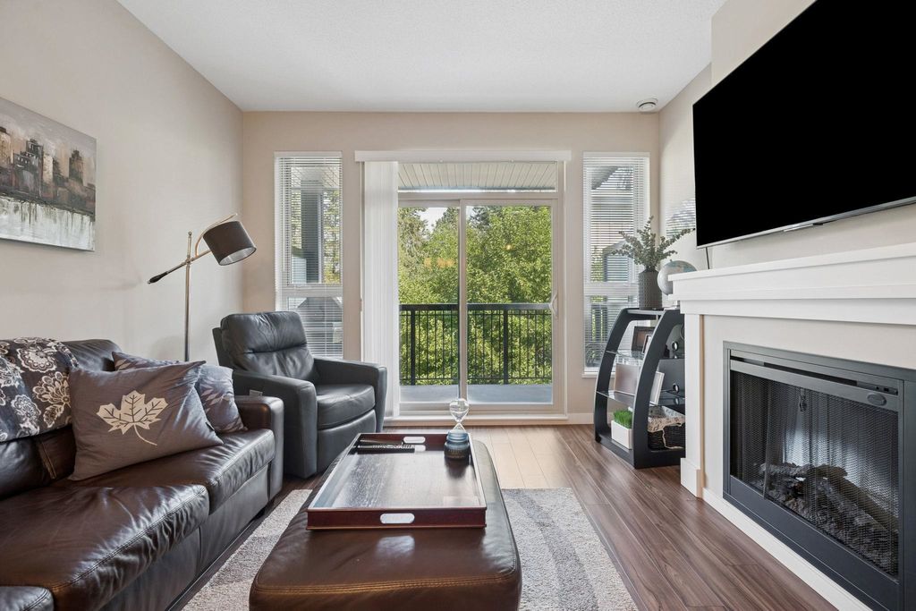 listing image 1101908327786289636