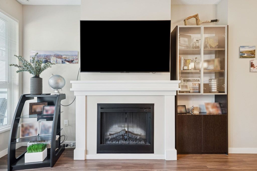 listing image 1108519535722459934