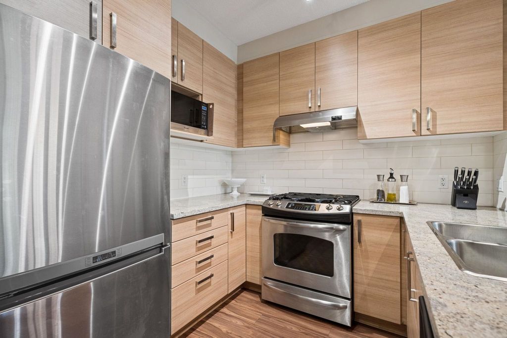 listing image 1104881003380518750