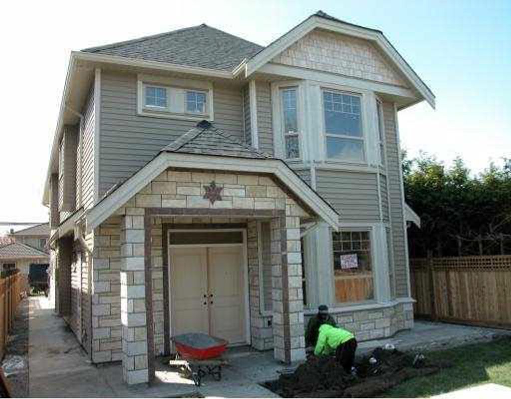 listing image 1102378595215943154
