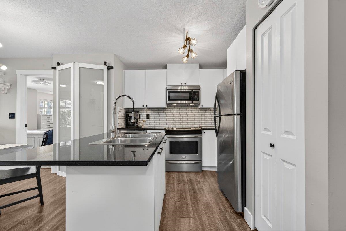6500 194 Street 301