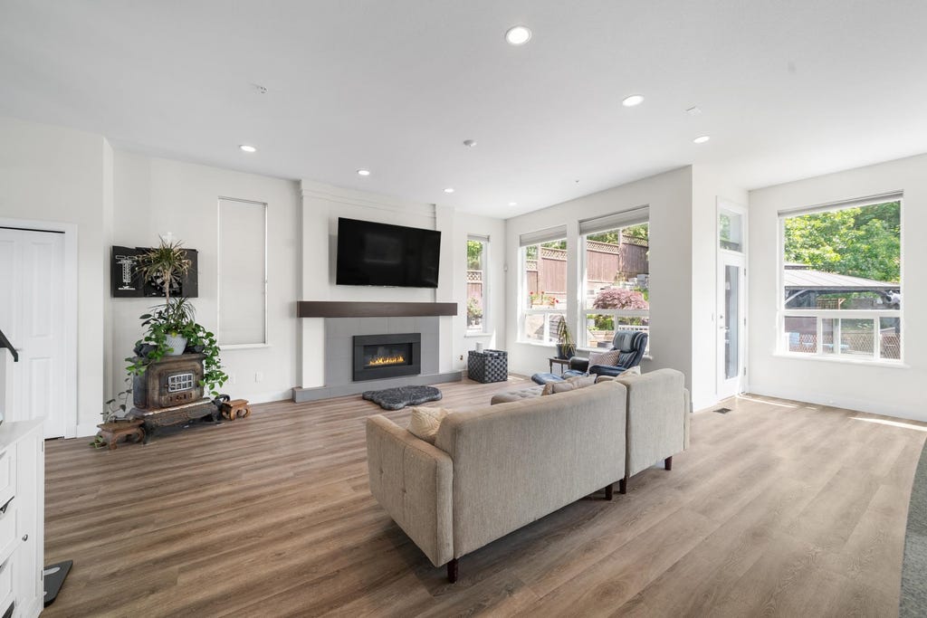 Photo of 10433 248 Street, Maple Ridge, BC V2W 0H8 (MLS # R3135316)
