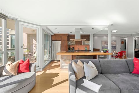 888 Hamilton Avenue 1201 Vancouver BC V6B 5W4