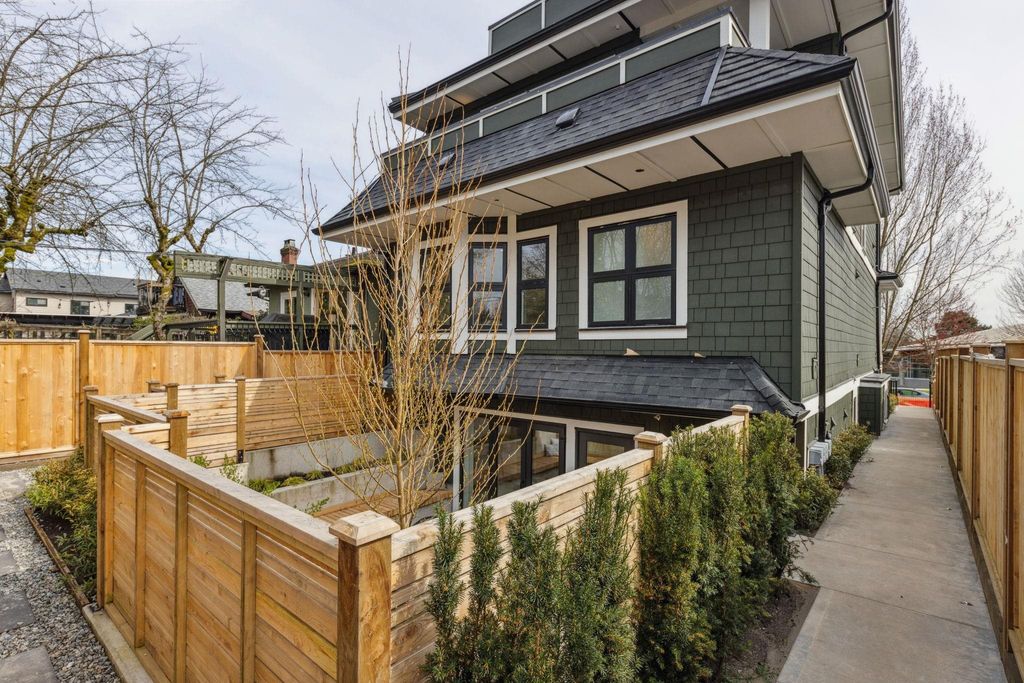 listing image 1106152376155266334