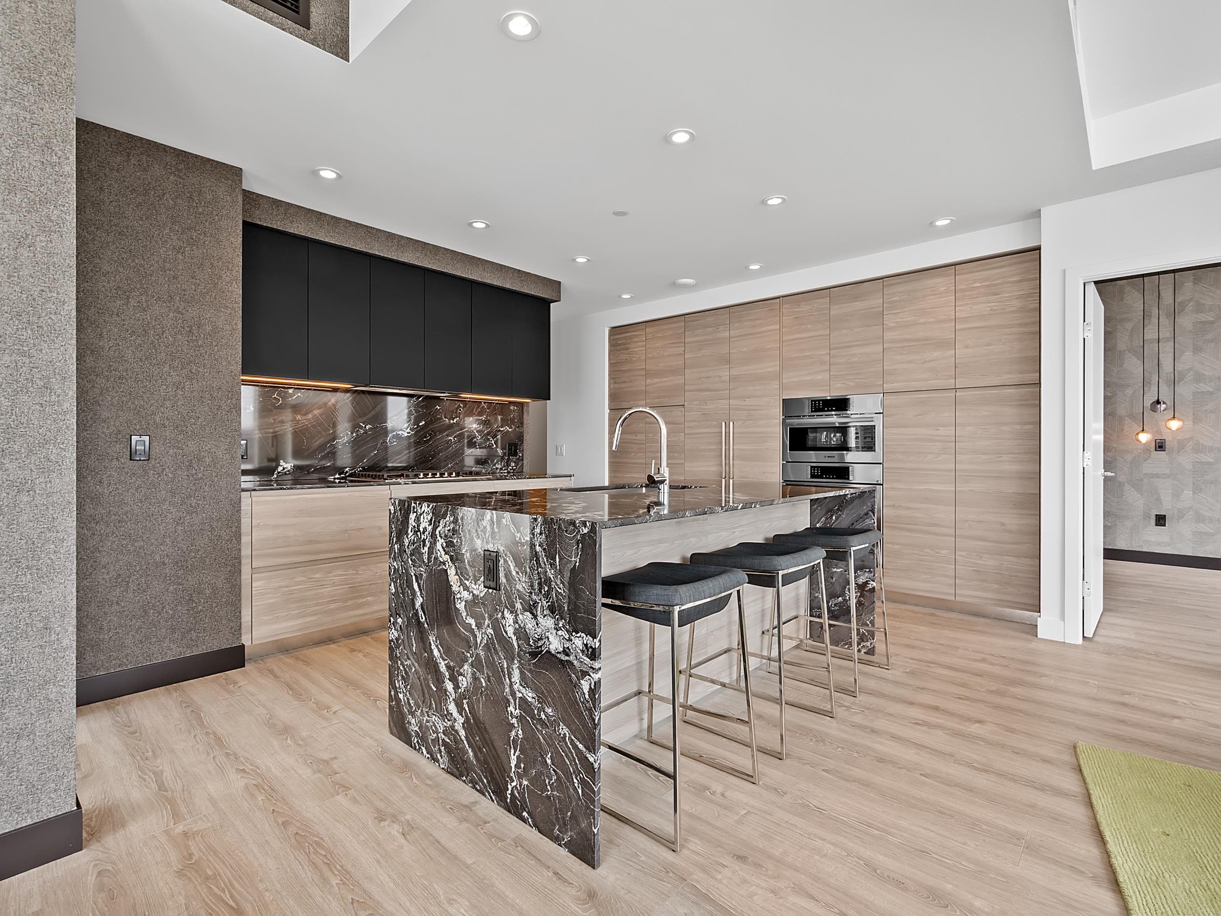 680 Quayside Drive 608