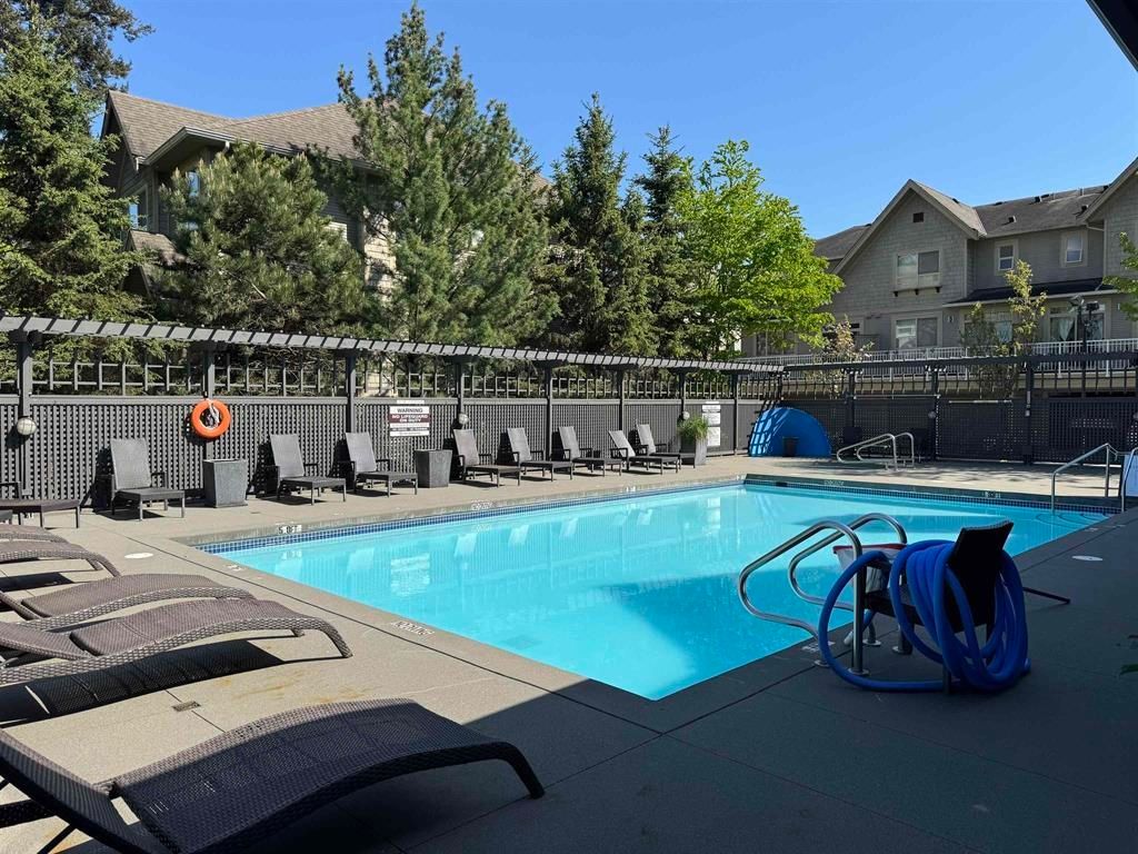 listing image 1102035061814873508