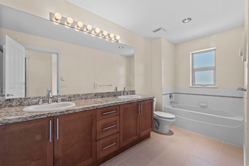 listing image 1104089848810051221