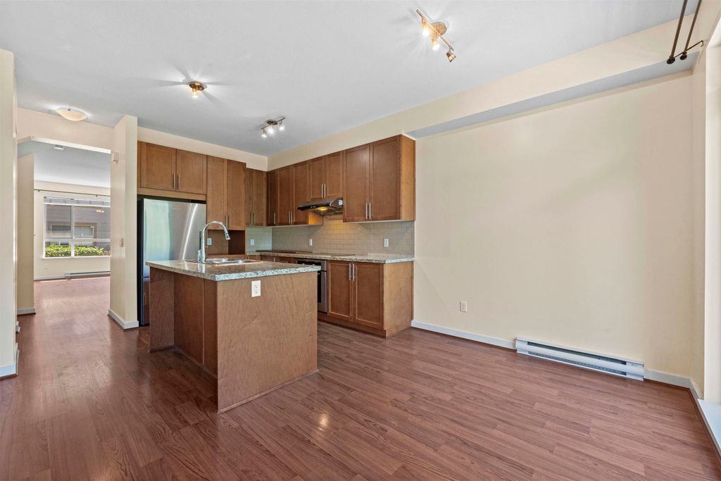 listing image 1101263848597339762