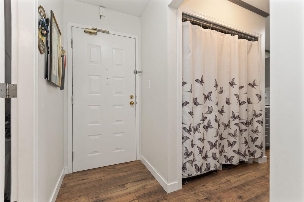 Photo of 46033 Chilliwack Central Road #403, Chilliwack, BC V2P 1J5 (MLS # R3088406)