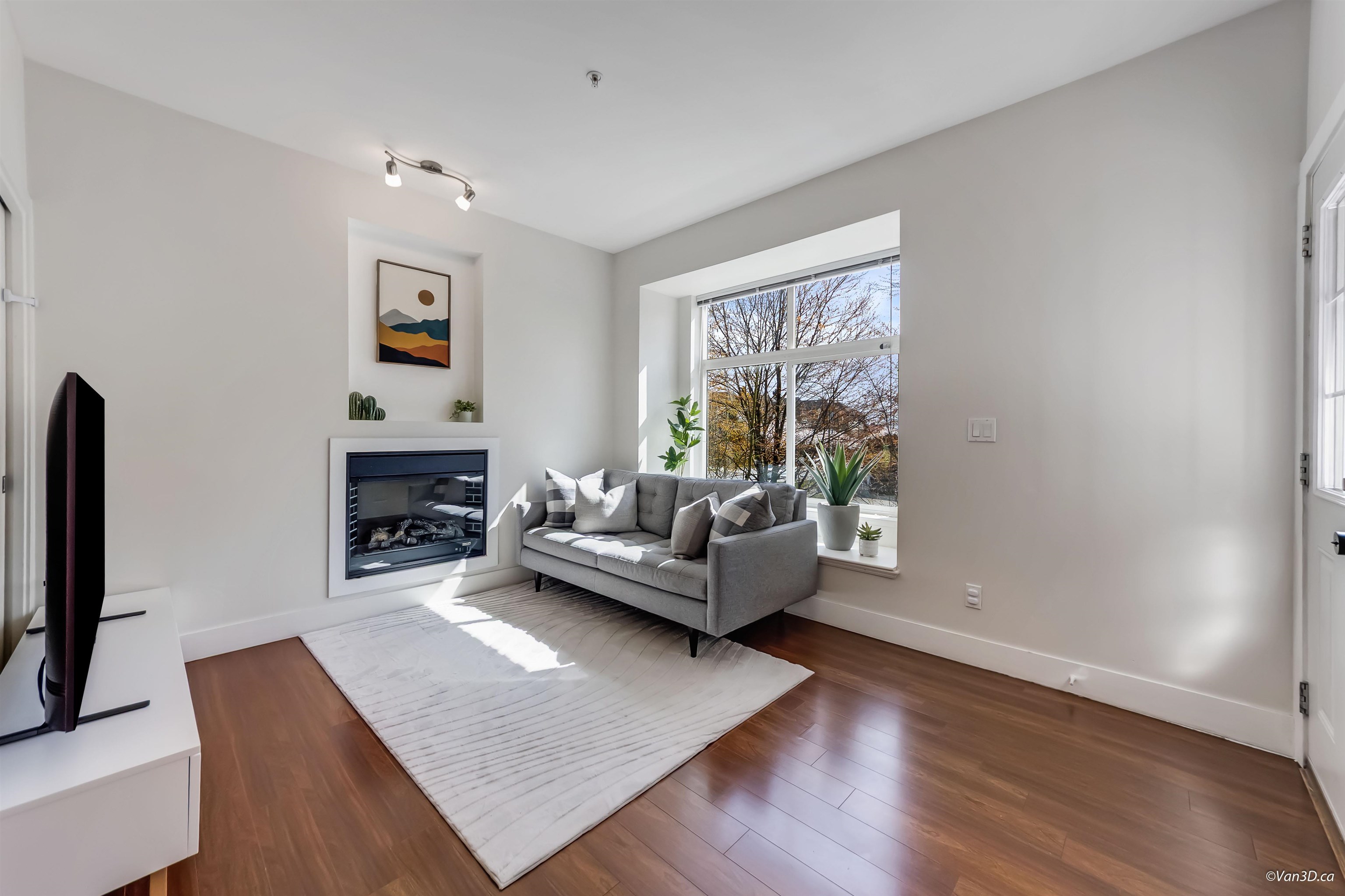 5155 Watling Street 228