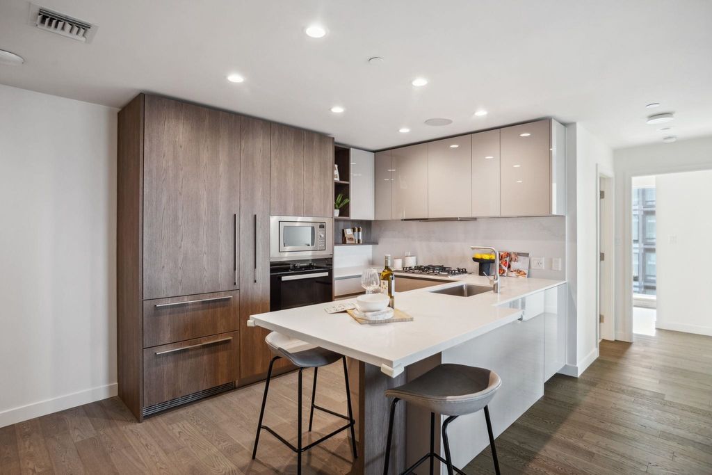 listing image 1101116852621164198