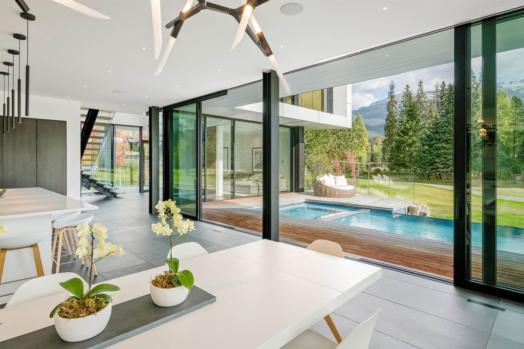 listing image 1107043363607565667