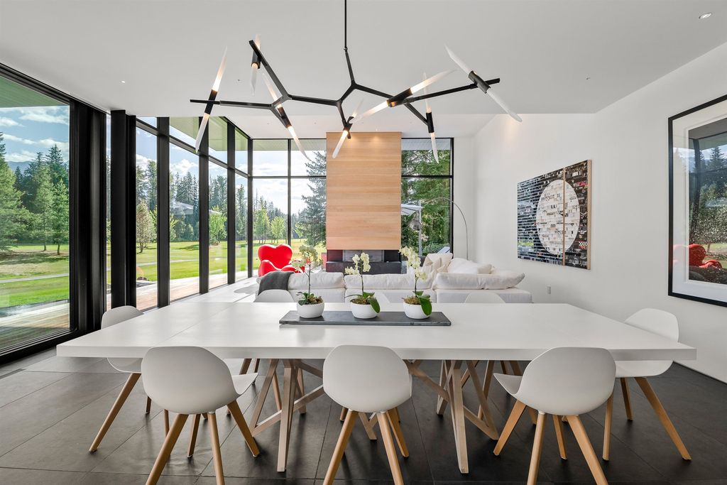 listing image 1100959271606392941