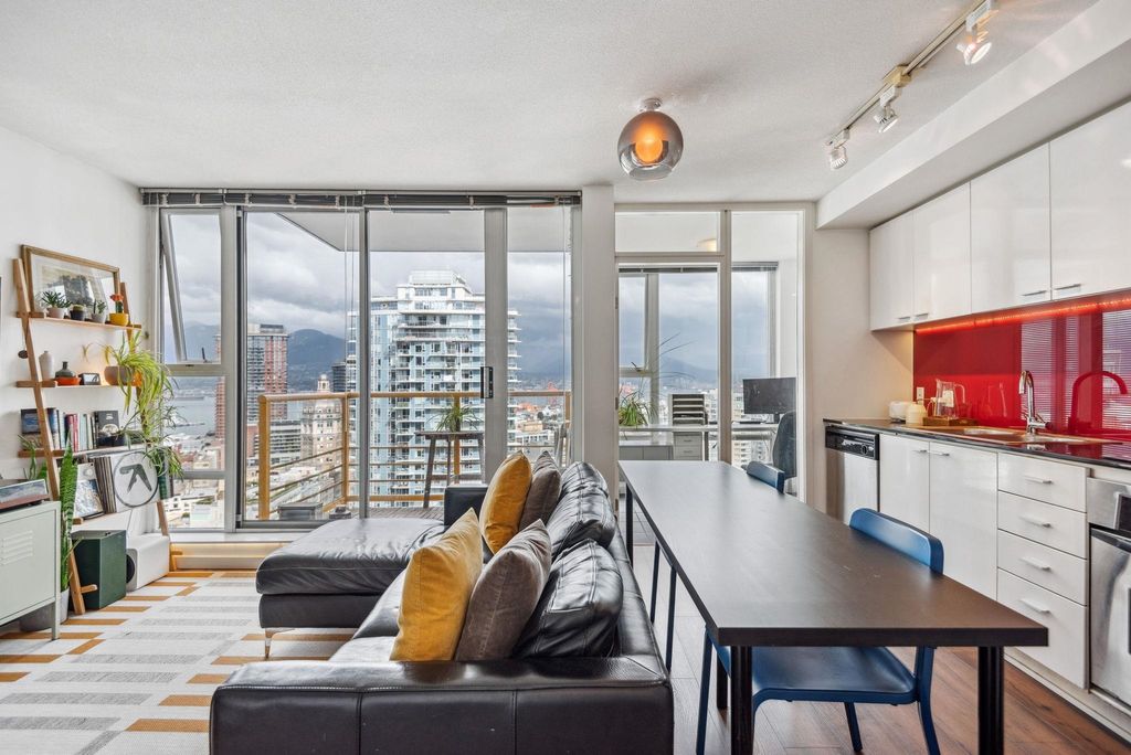 listing image 1108202839579638030